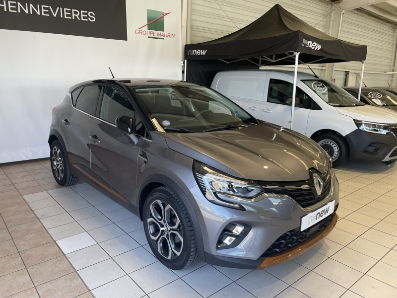 Photo 4 de l’annonce de RENAULT Captur d’occasion à vendre à CHENNEVIÈRES-SUR-MARNE