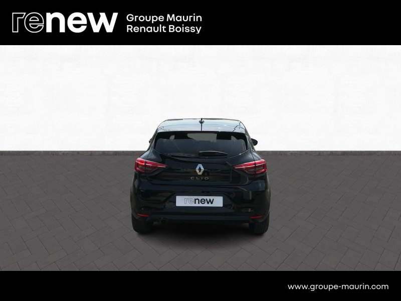 Photo 4 de l’annonce de RENAULT Clio d’occasion à vendre à BOISSY-SAINT-LÉGER