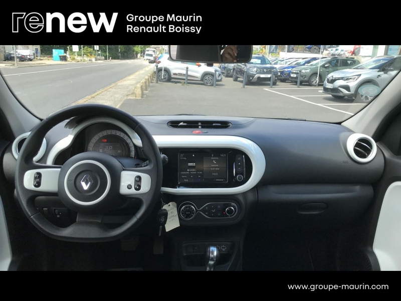 Photo 8 de l’annonce de RENAULT Twingo d’occasion à vendre à LIMEIL-BRÉVANNES