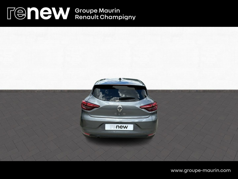 Photo 4 de l’annonce de RENAULT Clio d’occasion à vendre à CHAMPIGNY-SUR-MARNE