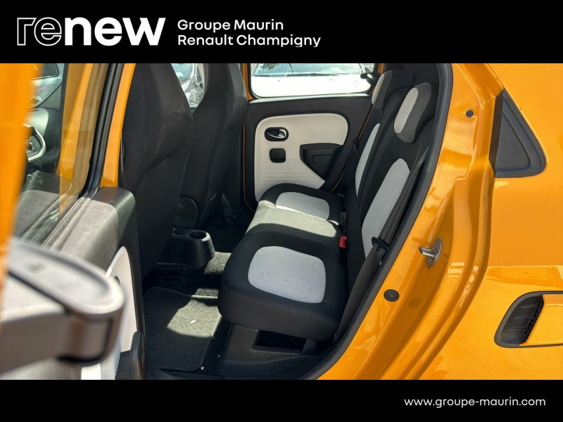 Photo 11 de l’annonce de RENAULT Twingo d’occasion à vendre à CHAMPIGNY-SUR-MARNE