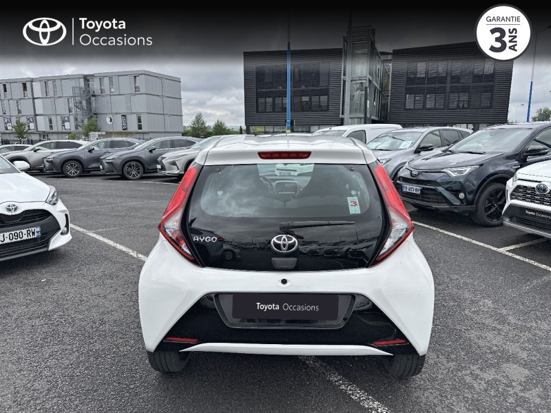 Photo 4 de l’annonce de TOYOTA Aygo d’occasion à vendre à AUBIÈRE