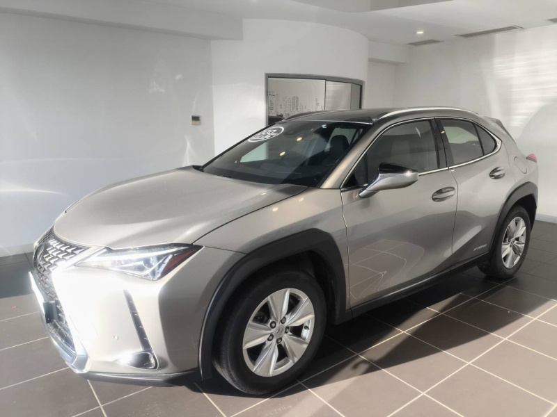 Photo 7 de l’annonce de LEXUS UX d’occasion à vendre à AUBIÈRE