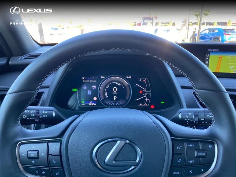 Photo 13 de l’annonce de LEXUS UX d’occasion à vendre à LATTES