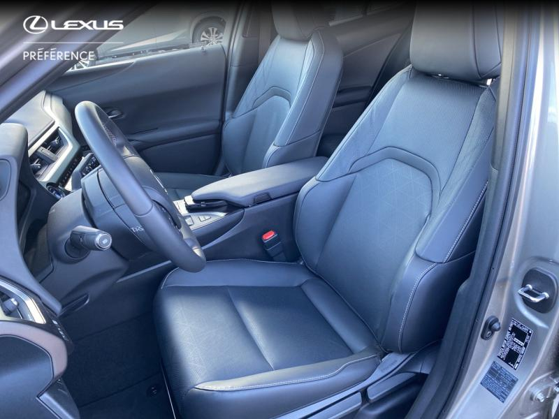 Photo 11 de l’annonce de LEXUS UX d’occasion à vendre à LATTES