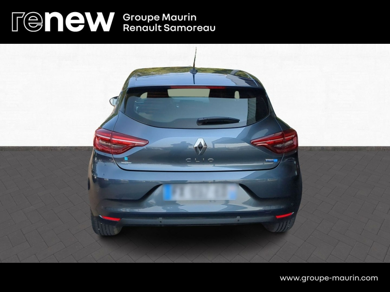 Photo 5 de l’annonce de RENAULT Clio d’occasion à vendre à FONTAINEBLEAU