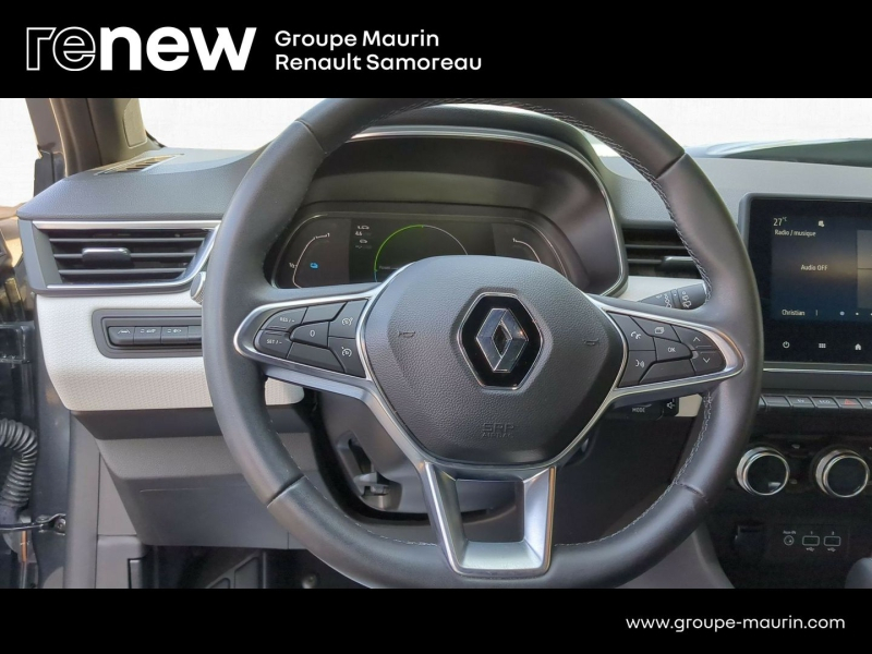 Photo 18 de l’annonce de RENAULT Clio d’occasion à vendre à FONTAINEBLEAU