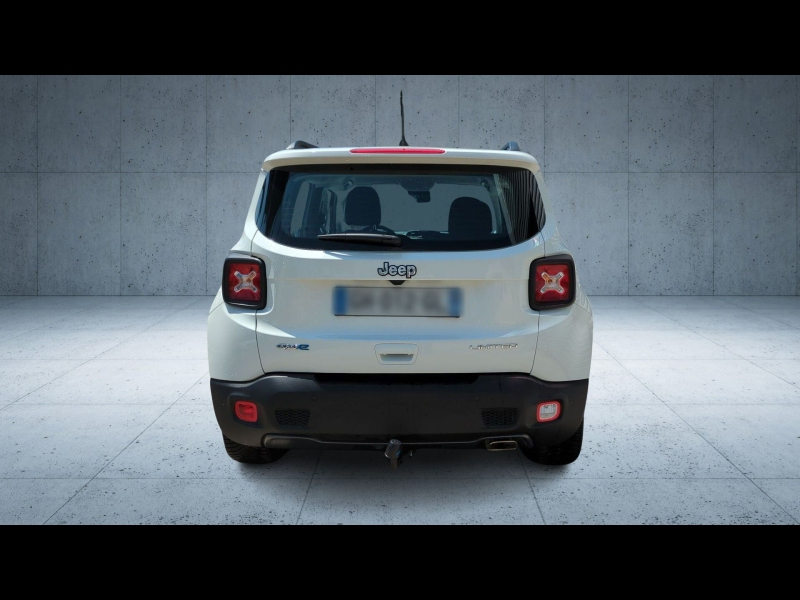 Photo 4 de l’annonce de JEEP Renegade d’occasion à vendre à FRÉJUS