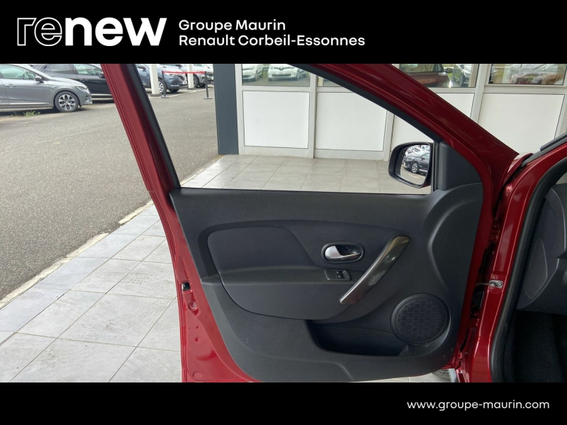 Photo 20 de l’annonce de DACIA Sandero d’occasion à vendre à CORBEIL-ESSONNES