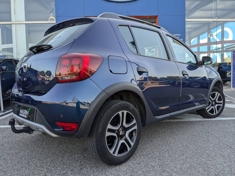 Photo 18 de l’annonce de DACIA Sandero d’occasion à vendre à VITROLLES