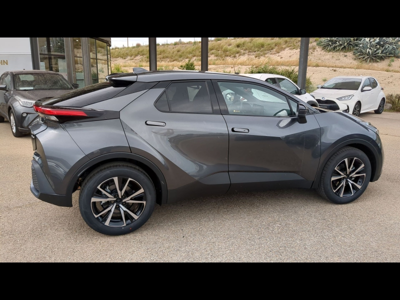 Photo 4 de l’annonce de TOYOTA C-HR d’occasion à vendre à ARLES