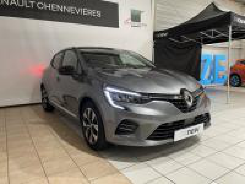 Photo 4 de l’annonce de RENAULT Clio d’occasion à vendre à CHAMPIGNY-SUR-MARNE