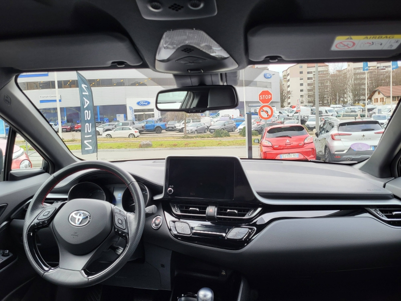 Photo 4 de l’annonce de TOYOTA C-HR d’occasion à vendre à ANNEMASSE