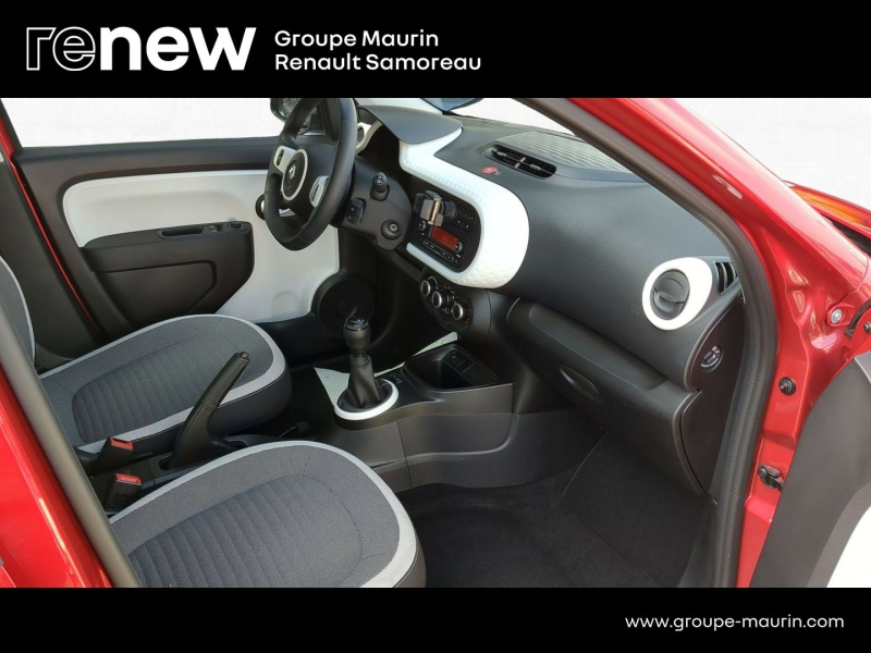 Photo 13 de l’annonce de RENAULT Twingo d’occasion à vendre à FONTAINEBLEAU