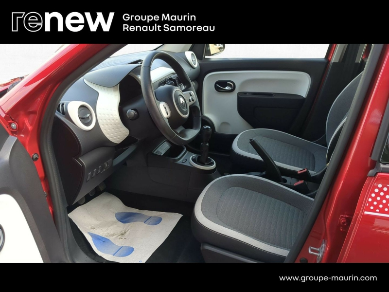 Photo 15 de l’annonce de RENAULT Twingo d’occasion à vendre à FONTAINEBLEAU