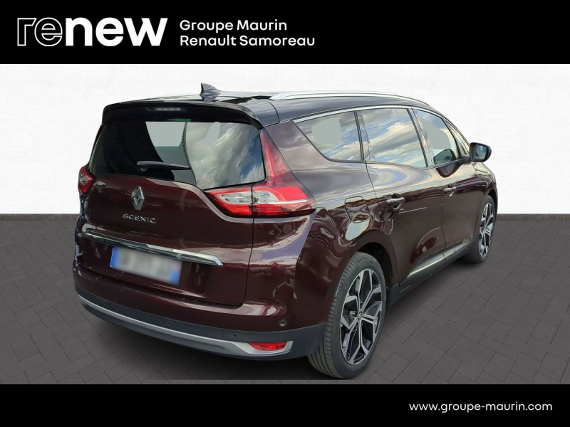 Photo 3 de l’annonce de RENAULT Grand Scenic d’occasion à vendre à FONTAINEBLEAU