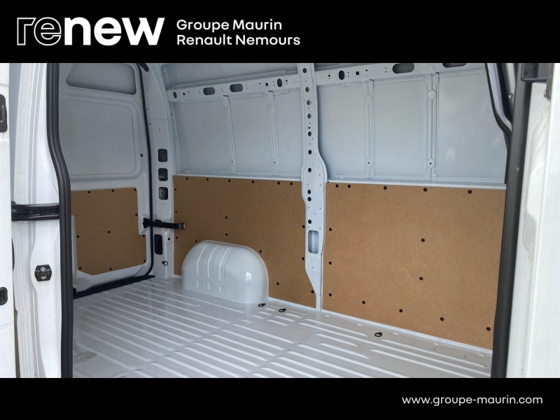 Photo 7 de l’annonce de RENAULT Master Fg VUL d’occasion à vendre à SAINT PIERRE LES NEMOURS