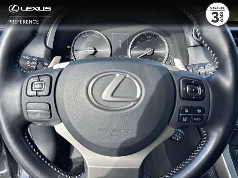 Photo 10 de l’annonce de LEXUS NX d’occasion à vendre à MONTFAVET