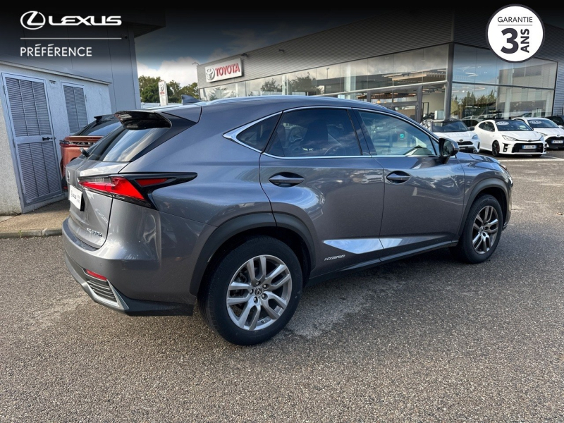 Photo 18 de l’annonce de LEXUS NX d’occasion à vendre à MONTFAVET