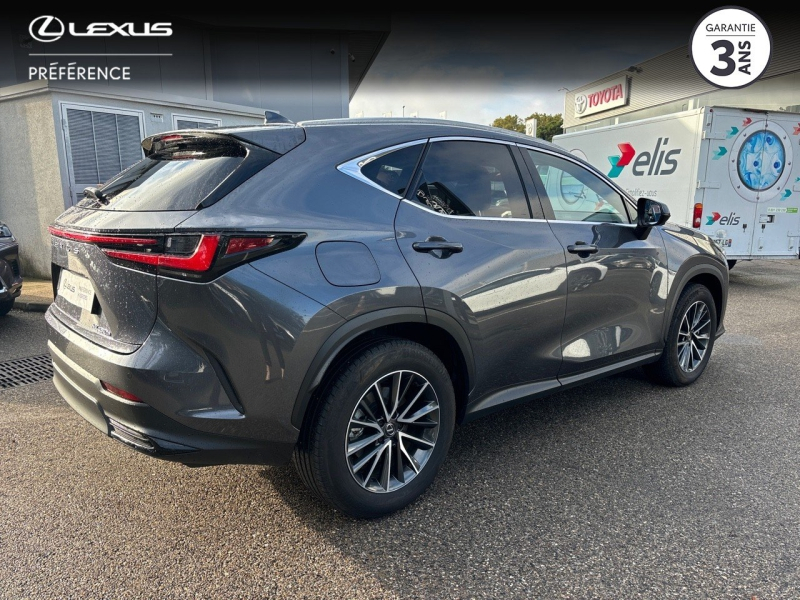 Photo 18 de l’annonce de LEXUS NX d’occasion à vendre à MONTFAVET