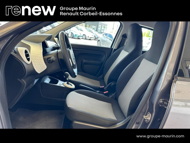 Photo 12 de l’annonce de RENAULT Twingo d’occasion à vendre à CORBEIL-ESSONNES