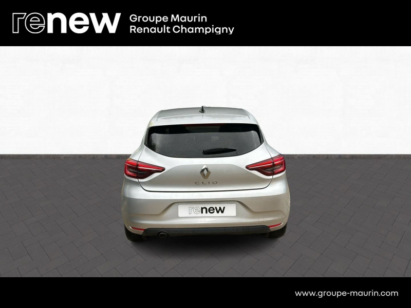 Photo 4 de l’annonce de RENAULT Clio d’occasion à vendre à CHAMPIGNY-SUR-MARNE