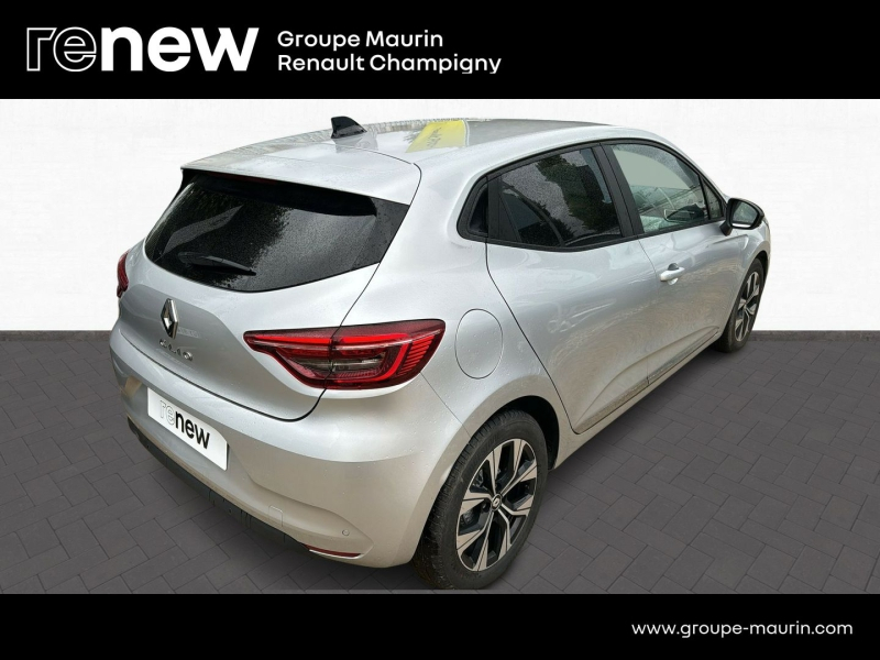 Photo 6 de l’annonce de RENAULT Clio d’occasion à vendre à CHAMPIGNY-SUR-MARNE