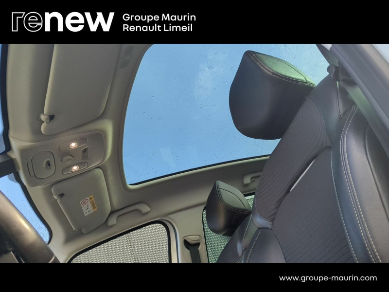 Photo 14 de l’annonce de RENAULT Scenic d’occasion à vendre à LIMEIL-BRÉVANNES