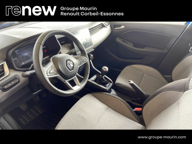 Photo 9 de l’annonce de RENAULT Clio d’occasion à vendre à CORBEIL-ESSONNES