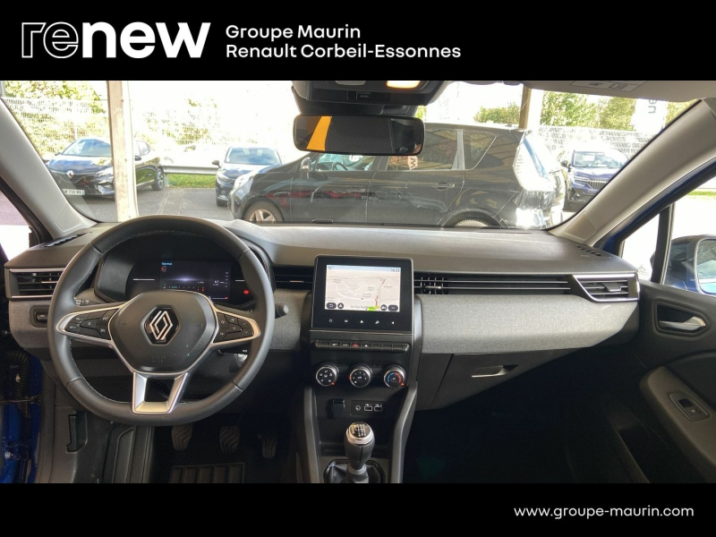 Photo 20 de l’annonce de RENAULT Clio d’occasion à vendre à CORBEIL-ESSONNES