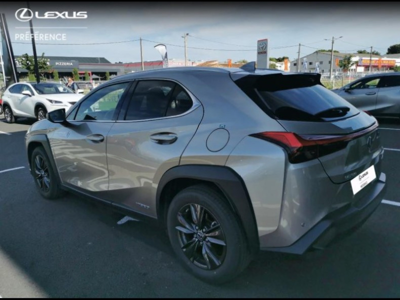 Photo 3 de l’annonce de LEXUS UX d’occasion à vendre à LATTES