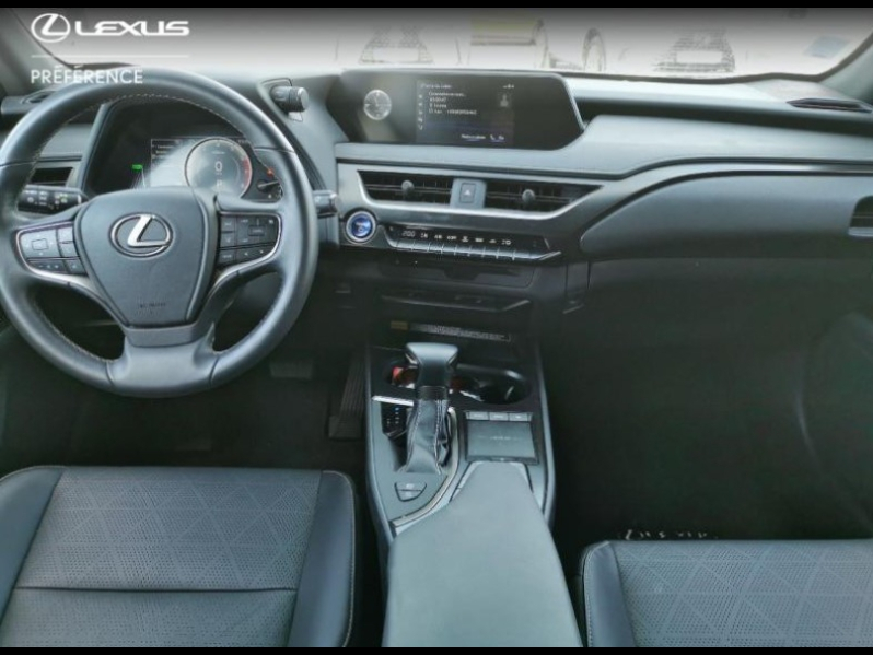 Photo 6 de l’annonce de LEXUS UX d’occasion à vendre à LATTES