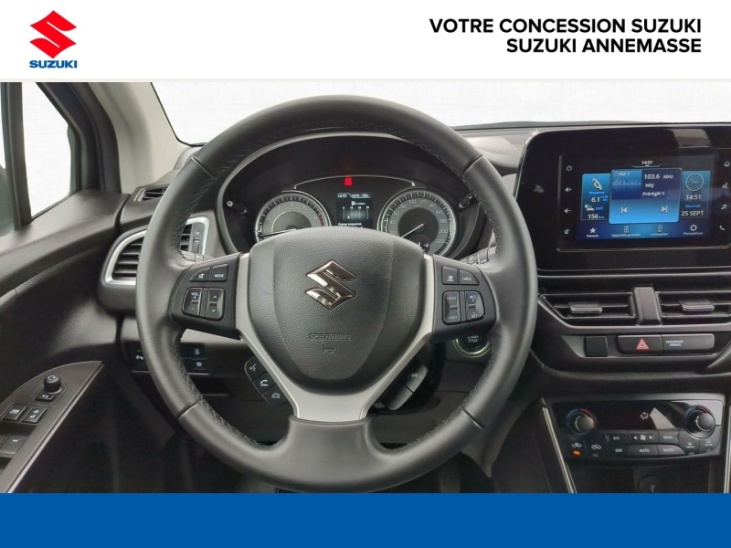 Photo 14 de l’annonce de SUZUKI SX4 S-Cross d’occasion à vendre à ANNECY