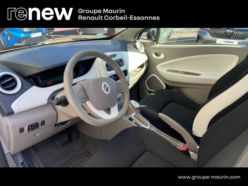 Photo 9 de l’annonce de RENAULT Zoe d’occasion à vendre à CORBEIL-ESSONNES