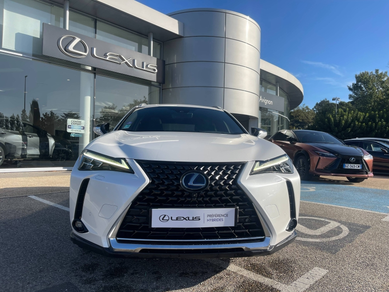 Photo 8 de l’annonce de LEXUS UX d’occasion à vendre à MONTFAVET