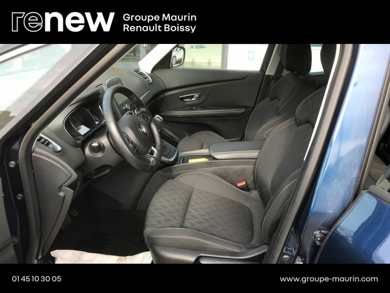 Photo 10 de l’annonce de RENAULT Scenic d’occasion à vendre à LIMEIL-BRÉVANNES