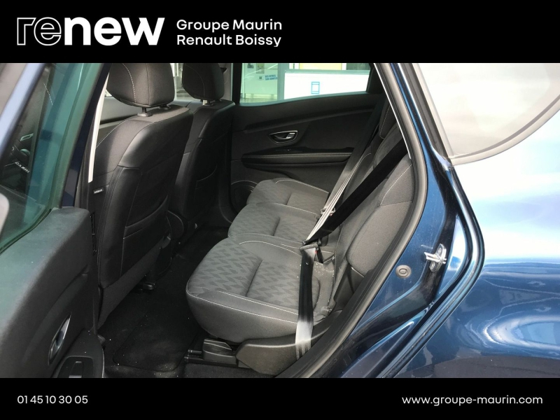 Photo 11 de l’annonce de RENAULT Scenic d’occasion à vendre à LIMEIL-BRÉVANNES