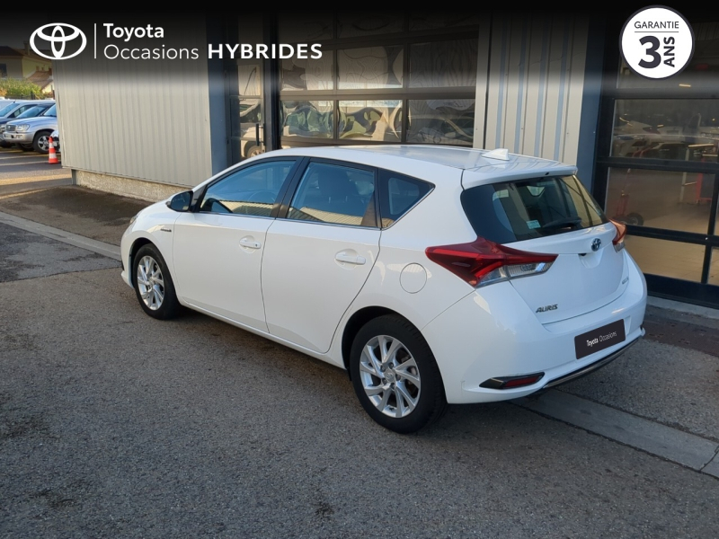 Photo 18 de l’annonce de TOYOTA Auris d’occasion à vendre à NÎMES