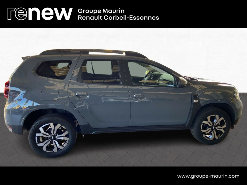 Photo 8 de l’annonce de DACIA Duster d’occasion à vendre à CORBEIL-ESSONNES