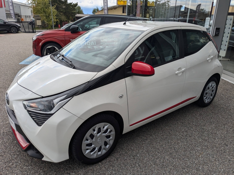 Photo 3 de l’annonce de TOYOTA Aygo d’occasion à vendre à ANNEMASSE