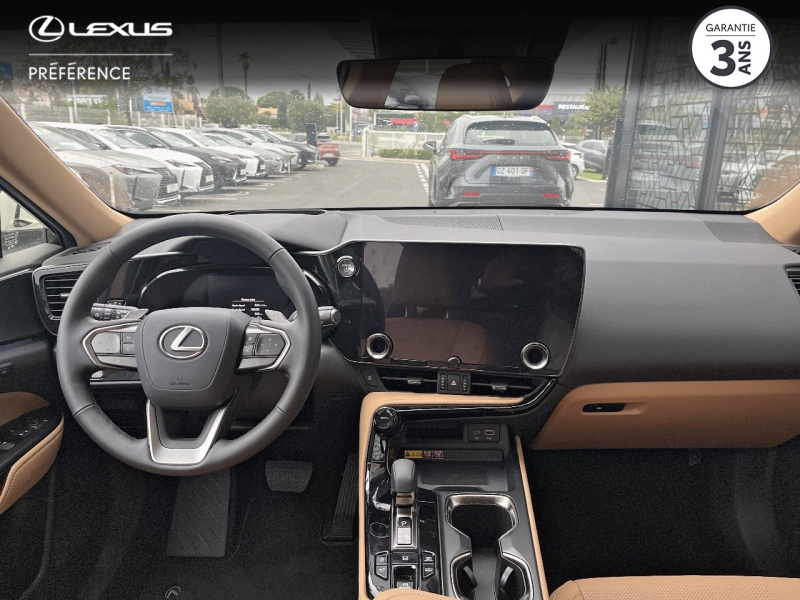 Photo 8 de l’annonce de LEXUS NX d’occasion à vendre à LATTES