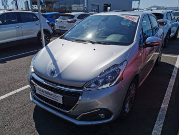 PEUGEOT 208 d’occasion à vendre à DRAGUIGNAN