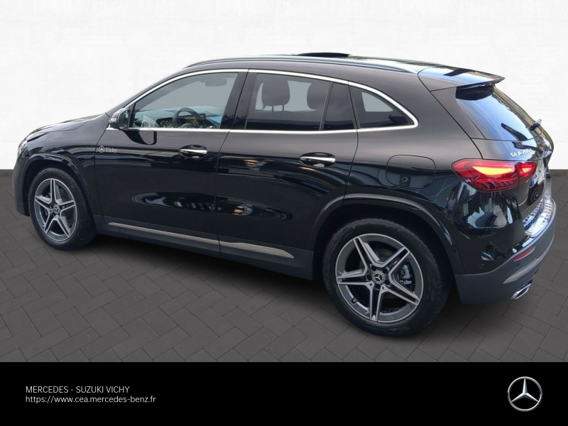 Photo 3 de l’annonce de MERCEDES-BENZ Classe GLA d’occasion à vendre à BELLERIVE-SUR-ALLIER