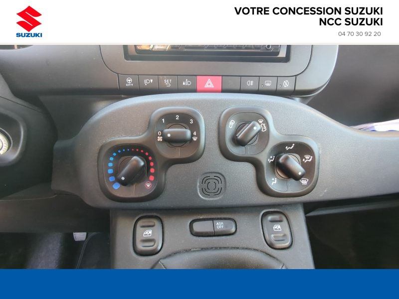 Photo 13 de l’annonce de FIAT Panda d’occasion à vendre à BELLERIVE-SUR-ALLIER