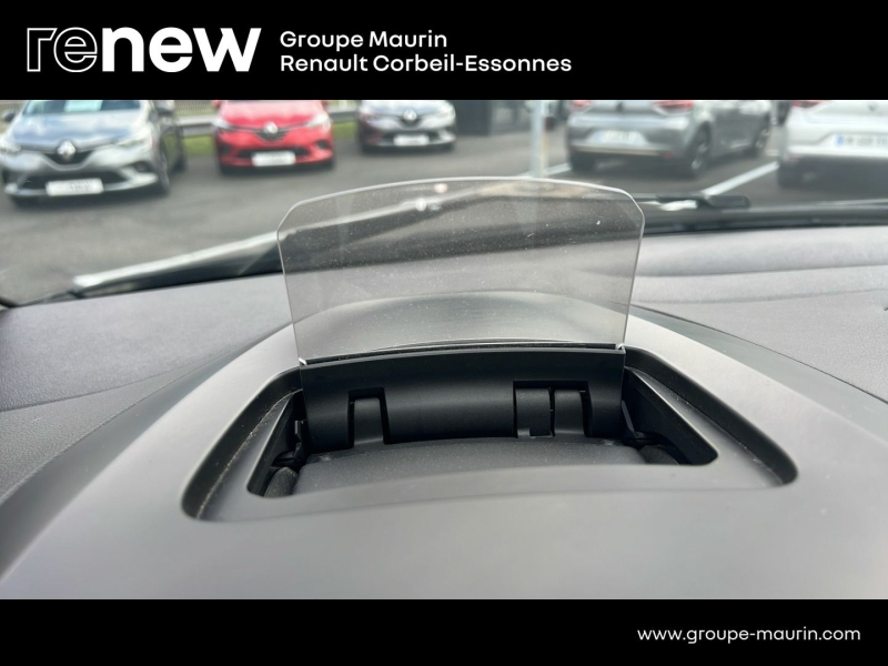 Photo 17 de l’annonce de RENAULT Grand Scenic d’occasion à vendre à CORBEIL-ESSONNES