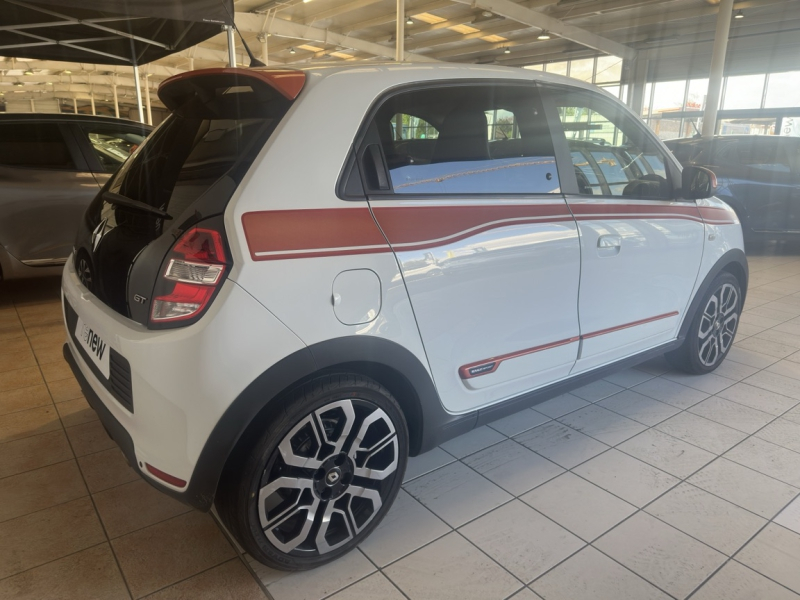 Photo 5 de l’annonce de RENAULT Twingo d’occasion à vendre à CHENNEVIÈRES-SUR-MARNE