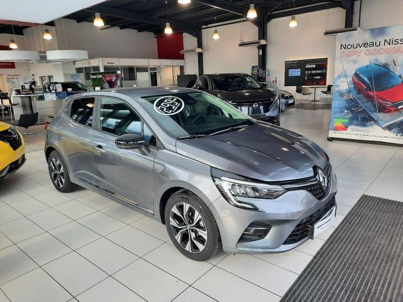 Photo 15 de l’annonce de RENAULT Clio d’occasion à vendre à GEX