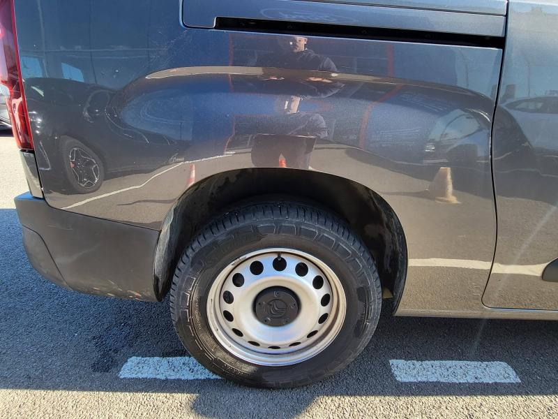 Photo 6 de l’annonce de CITROEN Berlingo d’occasion à vendre à FRÉJUS