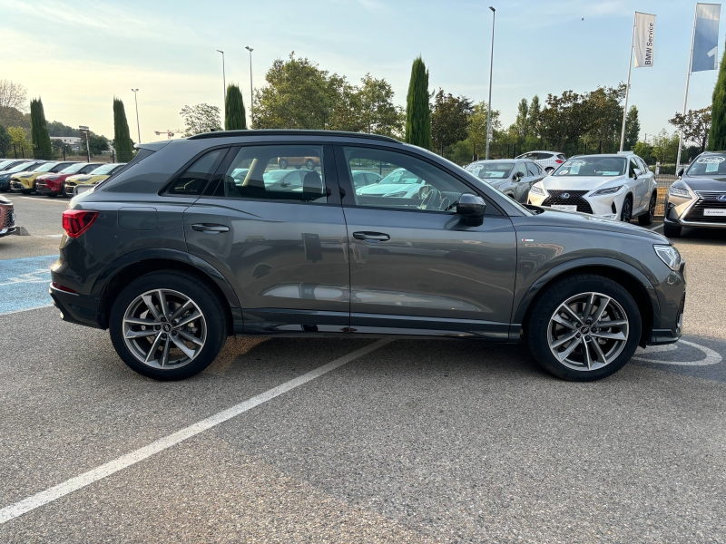 Photo 4 de l’annonce de AUDI Q3 d’occasion à vendre à MONTFAVET