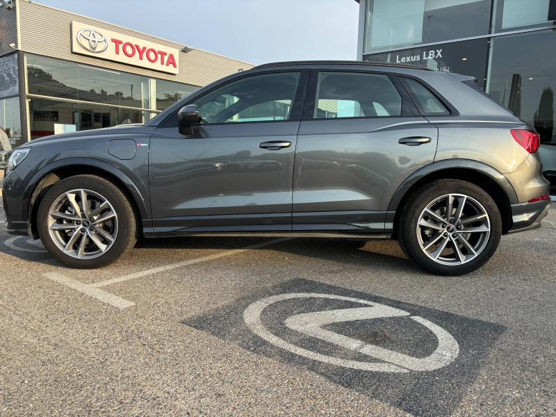 Photo 5 de l’annonce de AUDI Q3 d’occasion à vendre à MONTFAVET